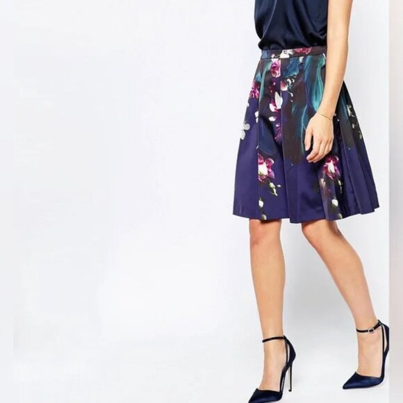 Ted Baker Quirina Fuchsia Floral Full Skirt, size 2 US 6 - Picture 3 of 5